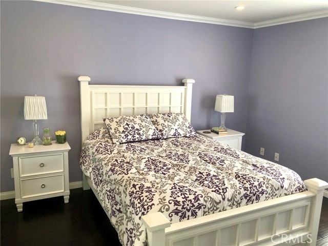 555 Esplanade, Redondo Beach CA: https://media.crmls.org/medias/c12ca193-7142-468e-a01a-7ddf9cd48d8b.jpg