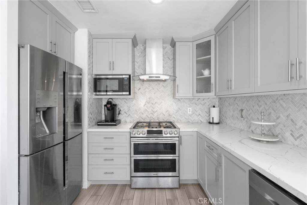 MLS #SB25278738 image #7