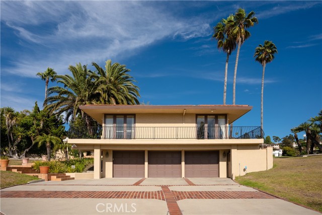 Detail Gallery Image 34 of 75 For 984 La Cresta Pl, Palos Verdes Estates,  CA 90274 - 6 Beds | 4 Baths