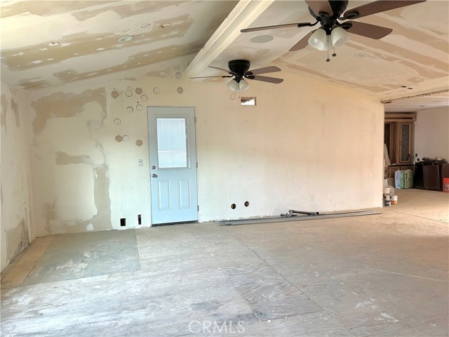 21801 Mesquite Street, California City CA: https://media.crmls.org/medias/c12d7f64-9ee7-4c2c-b564-d9db44319e8a.jpg