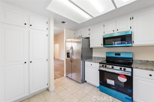 4108 Sunnysage Drive, Jurupa Valley CA: https://media.crmls.org/medias/c12de795-a9d4-4664-8837-1609c1293acb.jpg