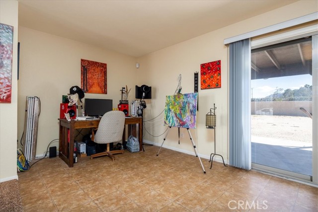 73255 Two Mile Road, 29 Palms CA: https://media.crmls.org/medias/c12e8d05-0c41-4dca-aa3d-2525fe9240b3.jpg