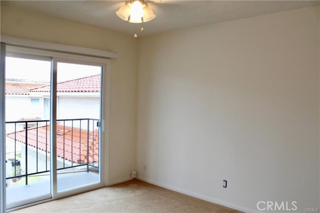 Detail Gallery Image 8 of 10 For 26006 Pennsylvania Ave #4,  Lomita,  CA 90717 - 2 Beds | 1/1 Baths