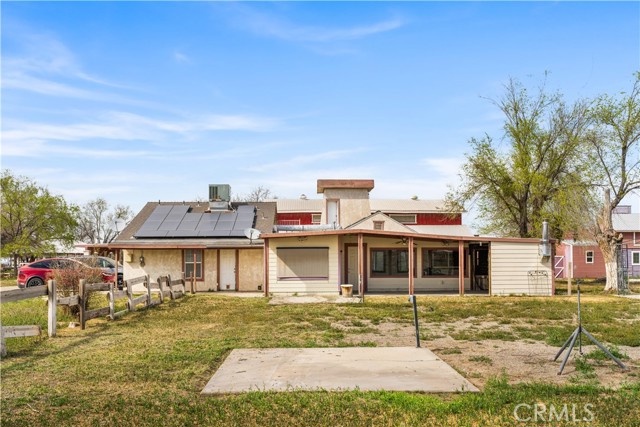 Detail Gallery Image 7 of 22 For 14433 Roy Rogers Ranch, Oro Grande,  CA 92368 - 6 Beds | 5 Baths