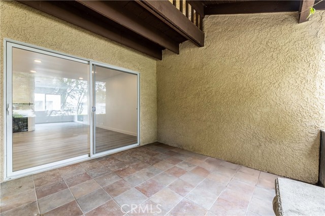 Detail Gallery Image 25 of 30 For 7953 via Latina, Burbank,  CA 91504 - 2 Beds | 3 Baths