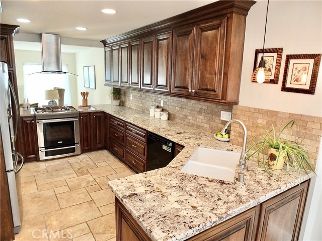 Detail Gallery Image 33 of 66 For 4550 E Ardmore St, Anaheim Hills,  CA 92807 - 3 Beds | 2/1 Baths