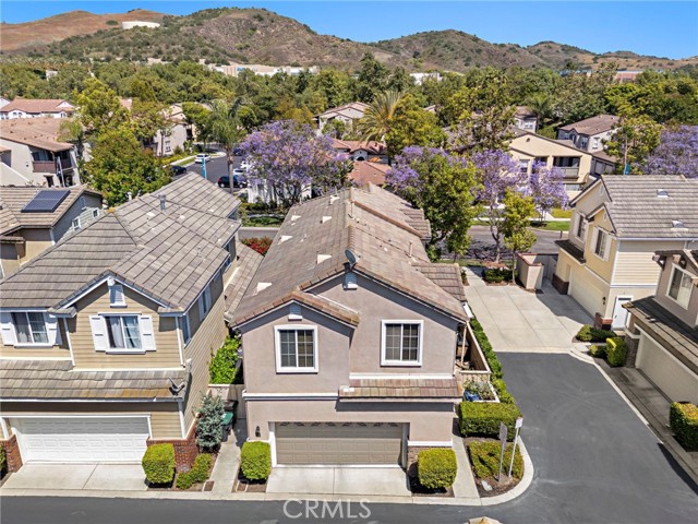 81 Mercantile Way, Ladera Ranch CA: https://media.crmls.org/medias/c130a656-4ce0-4a25-ab3a-7c4ec5e22b8e.jpg