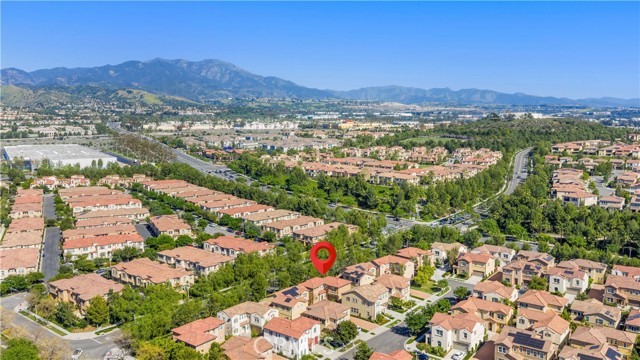 Detail Gallery Image 14 of 39 For 25 Umbria, Lake Forest,  CA 92630 - 4 Beds | 3 Baths