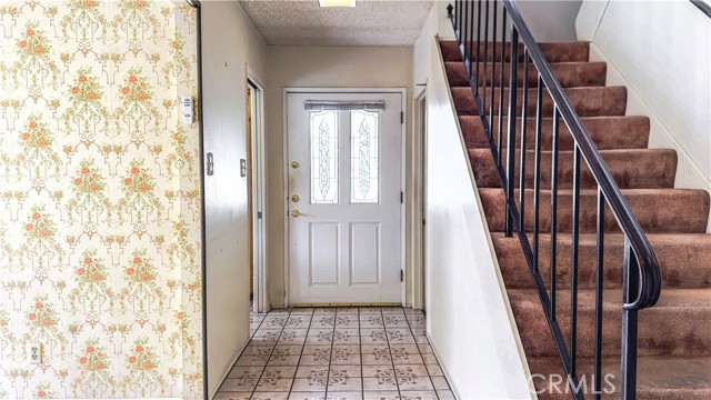 1702 E Bach Street, Carson CA: https://media.crmls.org/medias/c130fffe-6cdc-4911-a283-8f0003d8e47d.jpg