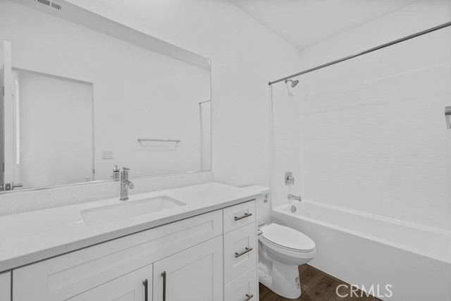 Detail Gallery Image 5 of 22 For 33314 Celadon Ave, French Valley,  CA 92695 - 3 Beds | 2/1 Baths