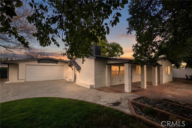 Detail Gallery Image 5 of 31 For 8666 Keokuk, Winnetka,  CA 91306 - 4 Beds | 2 Baths