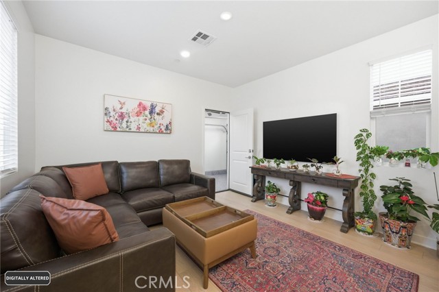 Image 32 of 55 For 26541 Scotch