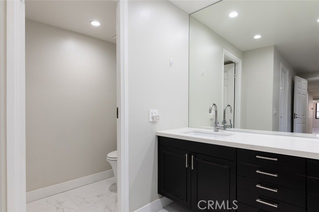 Detail Gallery Image 26 of 57 For 343 Pioneer Dr #504,  Glendale,  CA 91203 - 3 Beds | 2 Baths