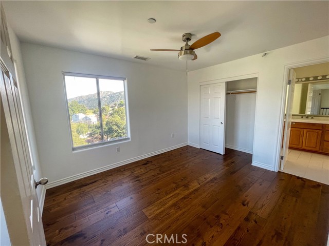 1259 Gonzales Road, Simi Valley CA: https://media.crmls.org/medias/c1331bba-1a7a-4859-a7f8-4340e092503f.jpg