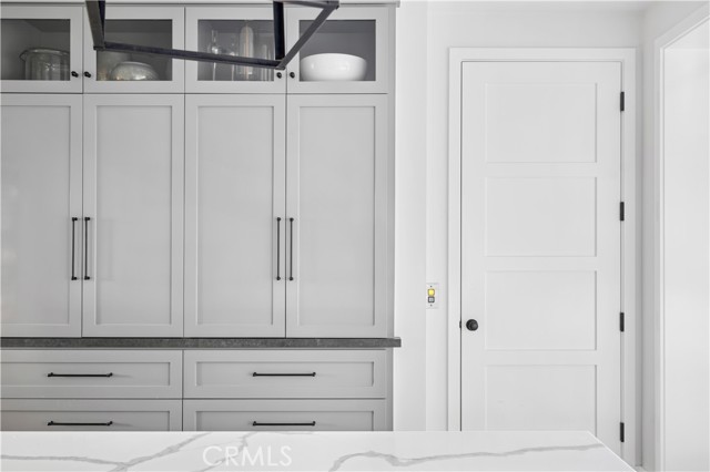 Detail Gallery Image 11 of 35 For 302 Orchid Ave, Corona Del Mar,  CA 92625 - 4 Beds | 4/1 Baths