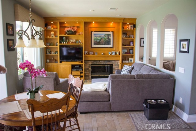 19724 Kilfinan Street, Porter Ranch CA: https://media.crmls.org/medias/c1337902-aa10-496a-9265-d5824f6b3b7e.jpg