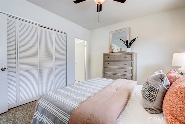 426 S Broadway, Redondo Beach CA: https://media.crmls.org/medias/c1338503-b27f-462b-b5bc-7b4a3374f4d3.jpg