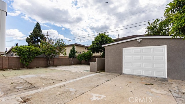 Detail Gallery Image 28 of 32 For 1049 S Alma Ave, East Los Angeles,  CA 90023 - 4 Beds | 1 Baths