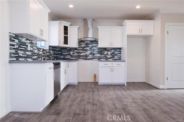 Front Image Thumbnail for CRPW25253752