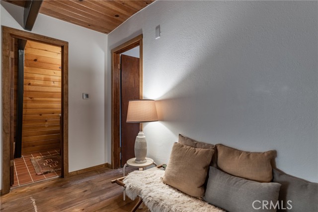 Detail Gallery Image 28 of 44 For 42678 Cougar Rd, Big Bear Lake,  CA 92315 - 2 Beds | 1/1 Baths