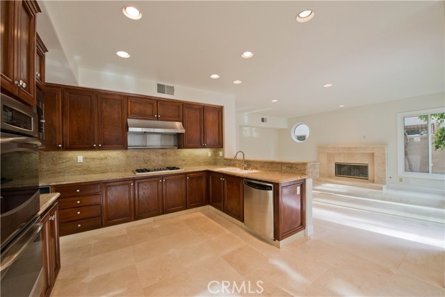 Detail Gallery Image 9 of 29 For 23170 Park Blanco, Calabasas,  CA 91302 - 4 Beds | 3/1 Baths