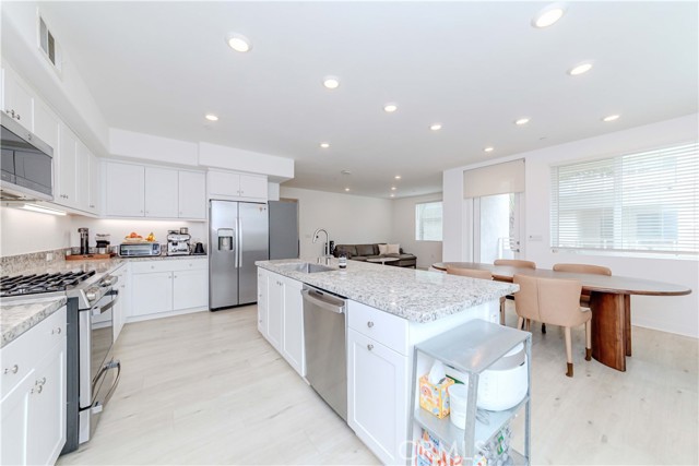 Detail Gallery Image 18 of 36 For 1893 S Union St #122,  Anaheim,  CA 92805 - 3 Beds | 2 Baths