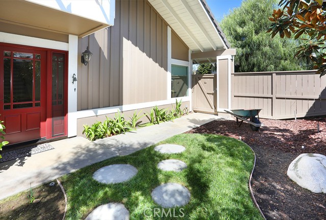 238 Hilltop Lane, Brea CA: https://media.crmls.org/medias/c1363dc0-f57b-4953-96ea-554d1bf4170b.jpg
