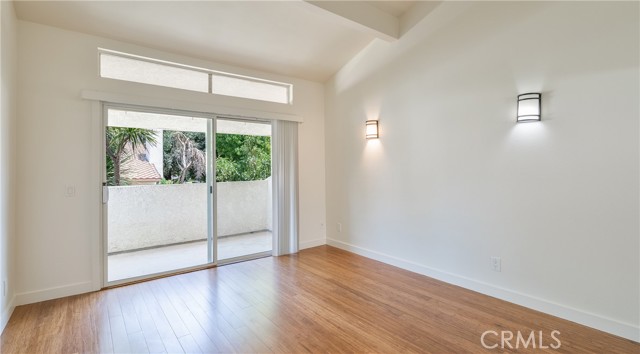 3747 Oak Glen Drive, Newbury Park CA: https://media.crmls.org/medias/c13655cb-b3c4-4bd5-bd84-f62e541382fc.jpg