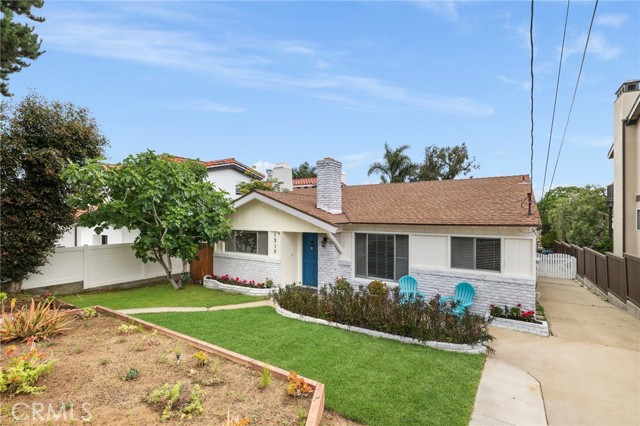 Detail Gallery Image 1 of 64 For 1315 6th St, Manhattan Beach,  CA 90266 - 4 Beds | 2 Baths