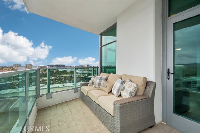 Detail Gallery Image 5 of 48 For 3131 Michelson Dr #1504,  Irvine,  CA 92612 - 2 Beds | 2/1 Baths