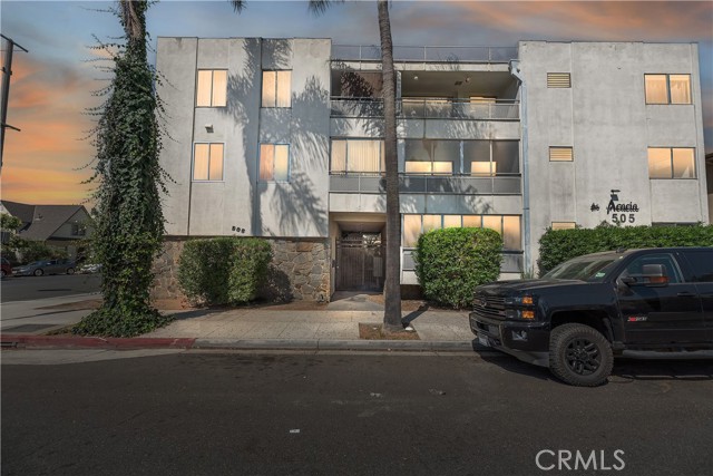 Detail Gallery Image 7 of 71 For 505 Cedar Ave 2a,  Long Beach,  CA 90802 - 2 Beds | 2 Baths