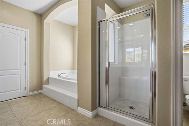 Image 42 of 63 For 24089 Golden Mist