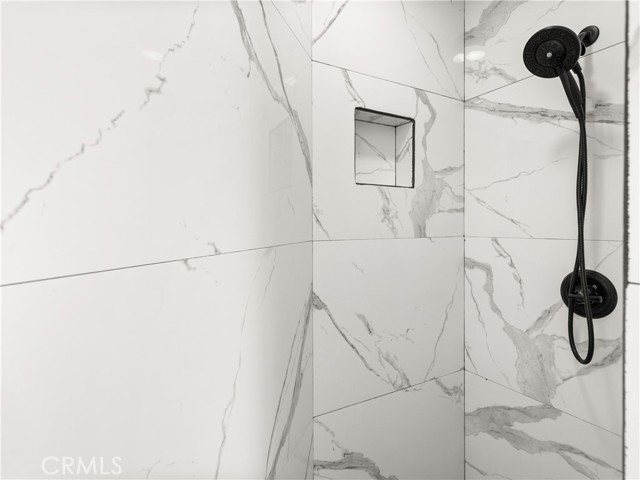 Detail Gallery Image 20 of 46 For 19905 Keswick, Huntington Beach,  CA 92646 - 3 Beds | 2/1 Baths