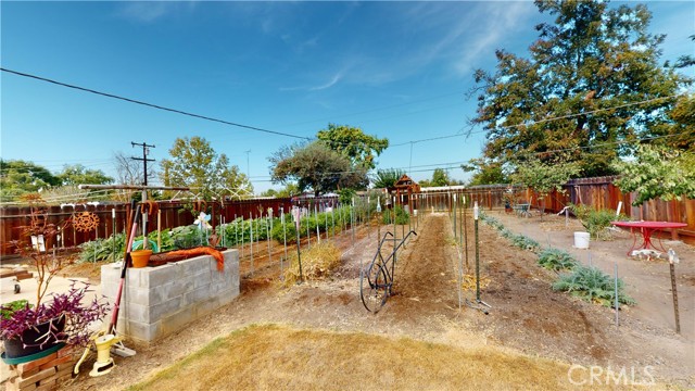 Detail Gallery Image 13 of 13 For 1605 E 26th St, Merced,  CA 95340 - 3 Beds | 2 Baths