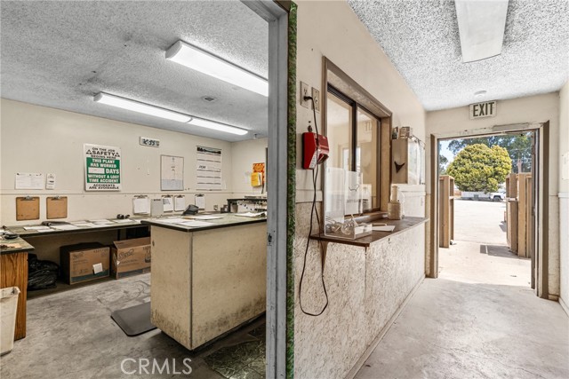 748 Garrett Lane, Arroyo Grande CA: https://media.crmls.org/medias/c1383de5-b26f-4a45-af6f-1f0b7f4ca095.jpg