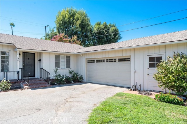 Image 2 for 17156 Vose St, Lake Balboa, CA 91406