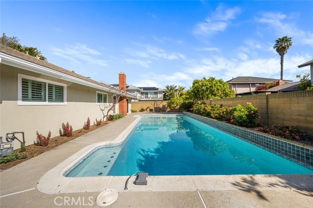 Detail Gallery Image 60 of 74 For 11348 Barbi Ln, Los Alamitos,  CA 90720 - 4 Beds | 2/1 Baths