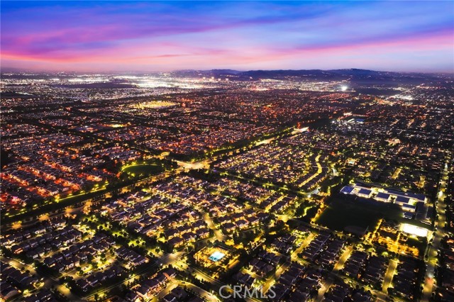 119 cordial, Irvine CA: https://media.crmls.org/medias/c1392f25-d572-4d07-90ad-b50d30d9e4f5.jpg