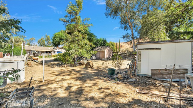 Detail Gallery Image 28 of 34 For 39450 Avenida Bizaro, Murrieta,  CA 92562 - 4 Beds | 2/1 Baths