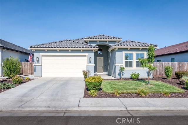 678 Alpine Way, Madera, CA 93636