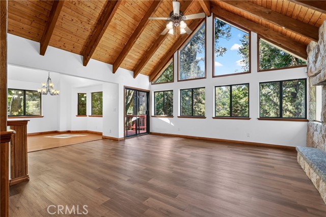 279 S Cumberland, Lake Arrowhead, CA 92352
