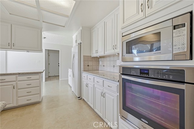 Detail Gallery Image 16 of 63 For 2411 Bluegrass Ln, Merced,  CA 95340 - 4 Beds | 3 Baths