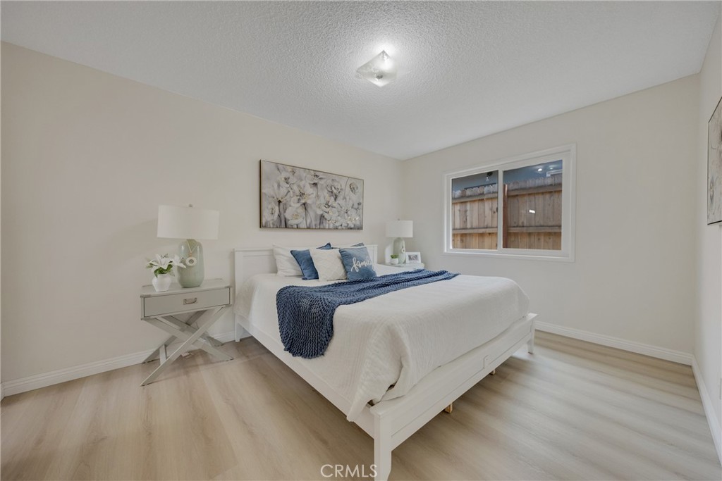 MLS #WS25261097 image #14