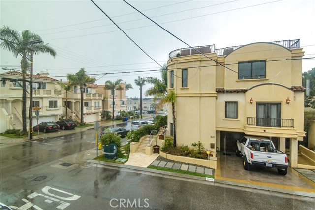 1610 Loma Drive, Hermosa Beach, California 90254, ,Residential Income,Sold,Loma,SB17005225