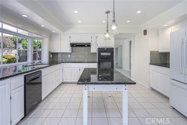 Detail Gallery Image 18 of 32 For 1806 Jones Pl, Placentia,  CA 92870 - 4 Beds | 2/1 Baths