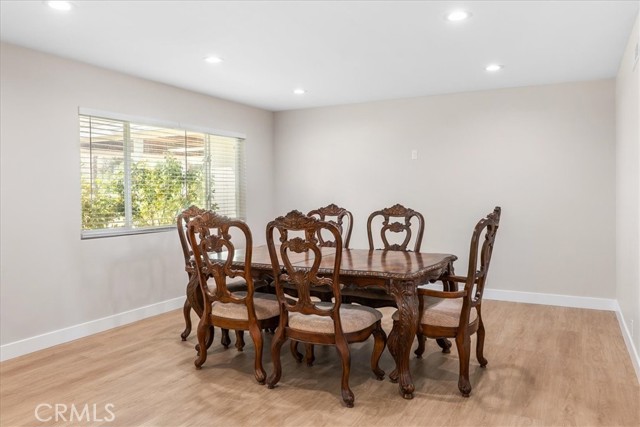 Detail Gallery Image 7 of 34 For 1831 W Avenue L12, Lancaster,  CA 93534 - 5 Beds | 2 Baths