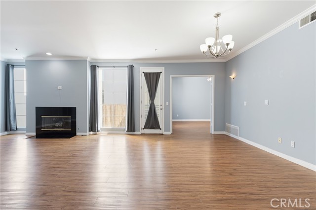 Detail Gallery Image 13 of 48 For 5350 White Oak Ave #413,  Encino,  CA 91316 - 2 Beds | 2 Baths