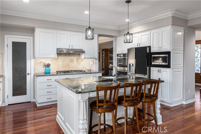 Detail Gallery Image 18 of 75 For 2398 Meadow Glen, La Verne,  CA 91750 - 5 Beds | 4 Baths