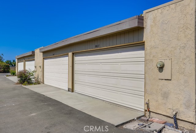 8661 Windsor Circle, La Palma CA: https://media.crmls.org/medias/c1417687-b0e4-4fcd-837c-777b4b617b14.jpg