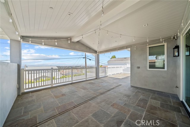 Detail Gallery Image 41 of 62 For 101 via Colusa, Redondo Beach,  CA 90277 - 4 Beds | 4/1 Baths